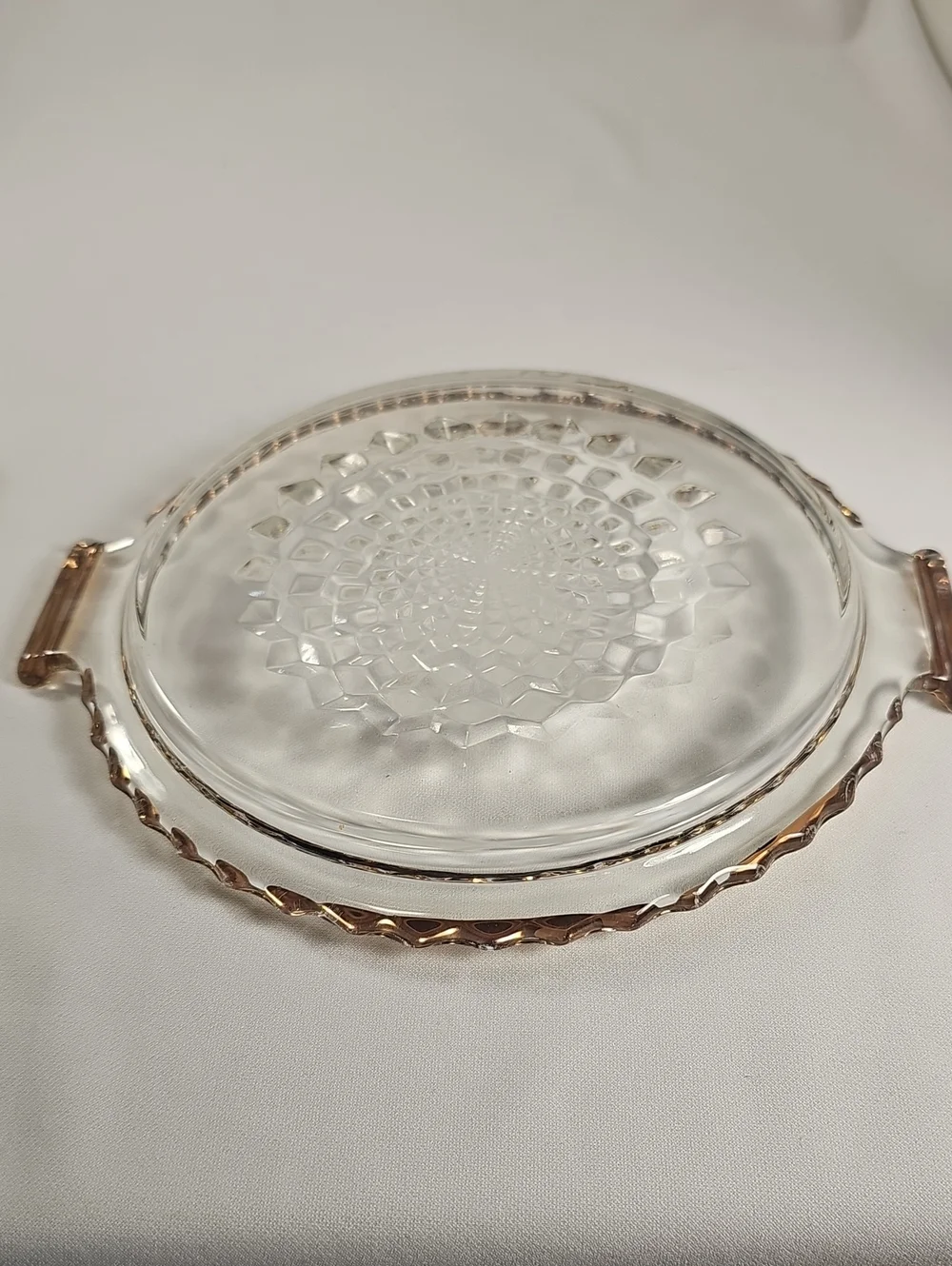 Jeannette Glass elegant vintage